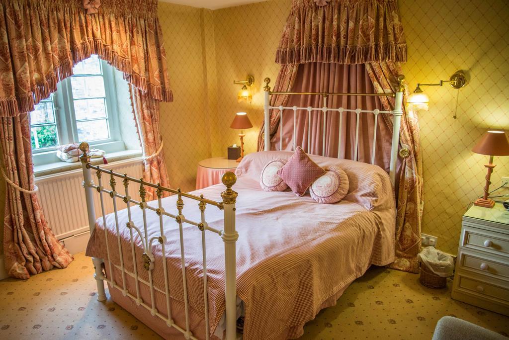 Riverside House Hotel 애쉬본 외부 사진